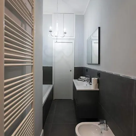 Daire Charming Modern Near Argonne Milano